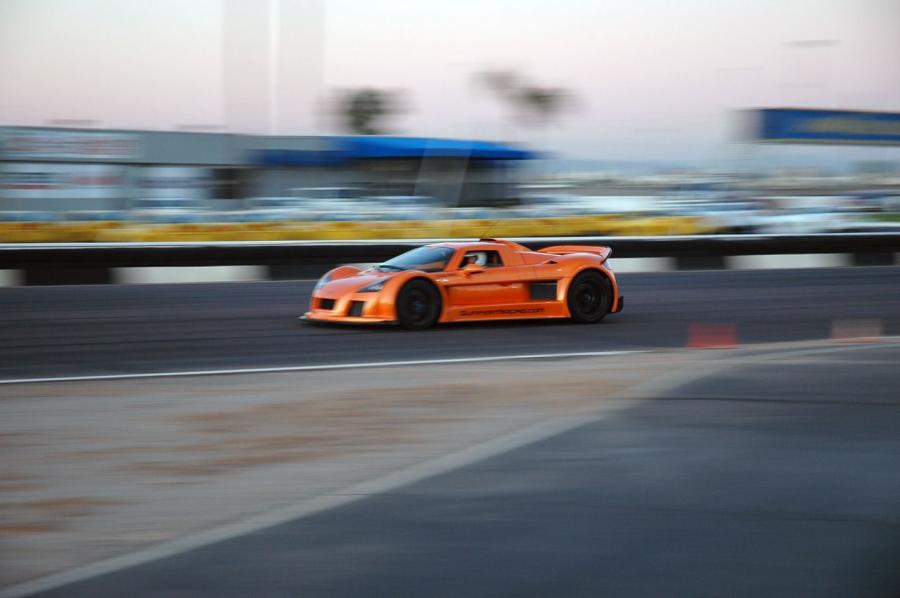  Gumpert Apollo 2010 года  (фото 6 из 53)